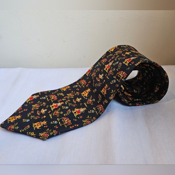 Salvatore Ferragamo mens navy blue and gold Elephant tie - Picture 9 of 10